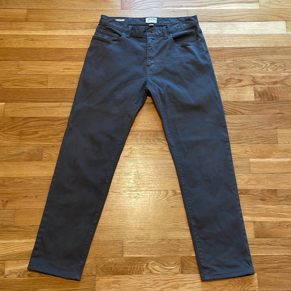Todd Snyder 5 pocket chino in dark granite.